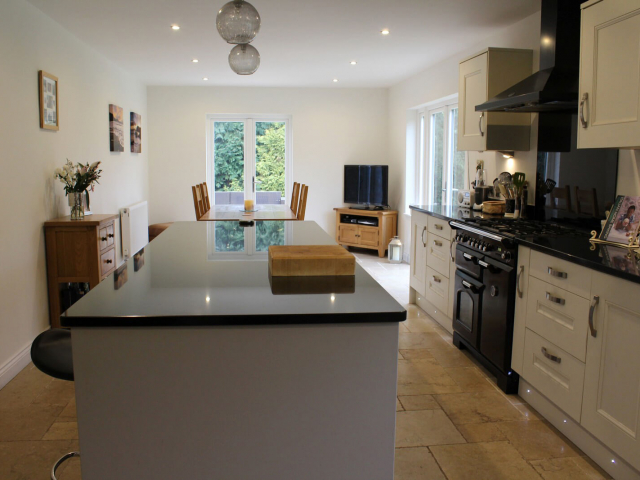 Direct Construction Kitchen Design and Fitting Midlands